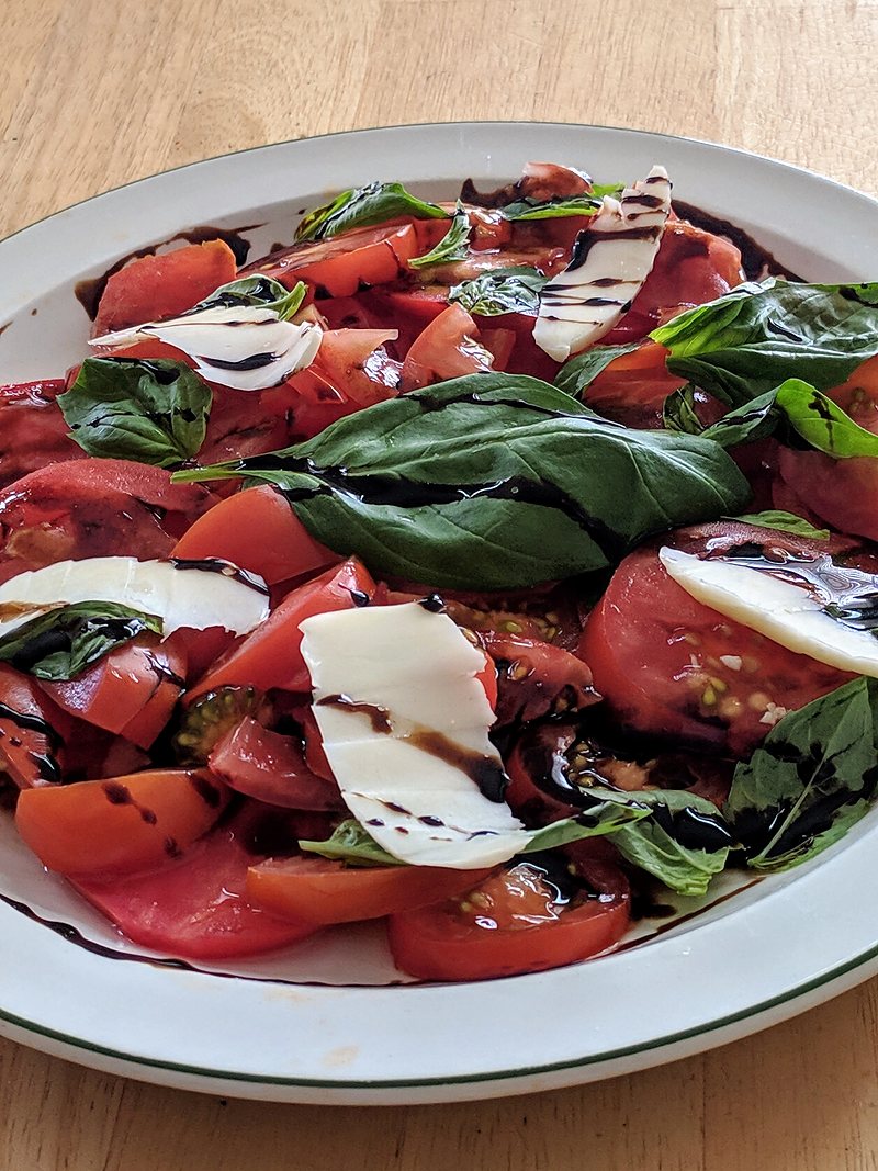 Caprese salad with a balsamic reduction